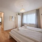 Switzerland אינטרלאקן