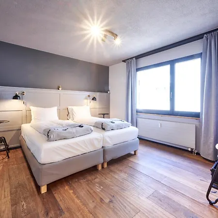 Switzerland Apartment *