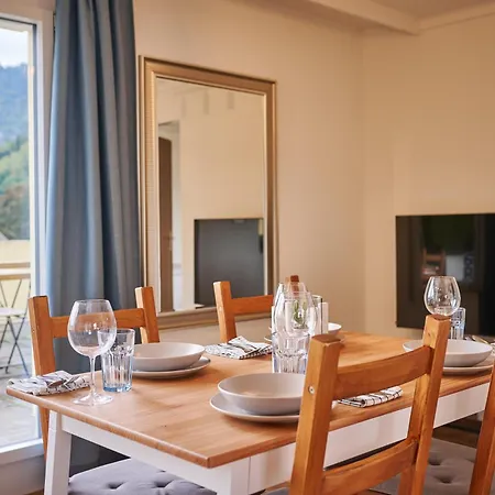 Apartament Switzerland *