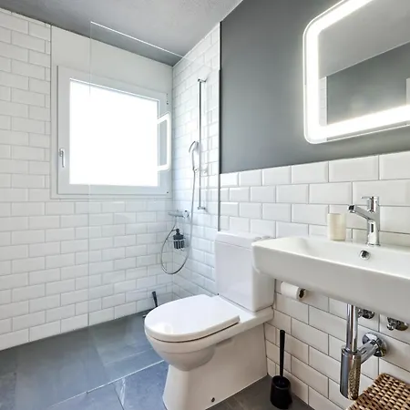 Apartament Switzerland *